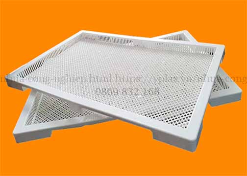 Khay sấy nhựa linh hoạt trong nhiều lĩnh vực sản xuất