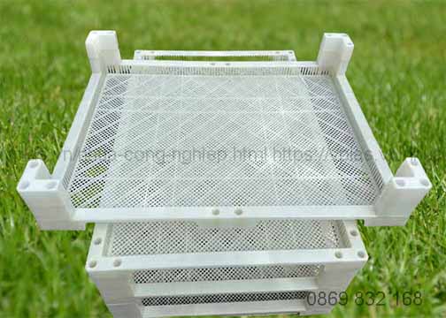 Khay sấy nhựa linh hoạt trong nhiều lĩnh vực sản xuất