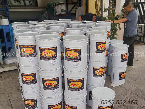 Sơn JMAX - Sơn kẻ vạch giao thông độ bám dính cao, chống mài mòn, chịu nhiệt tốt và hiệu quả kinh tế